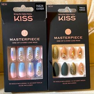 Lot of 2 Kiss Masterpiece Nails Press-on